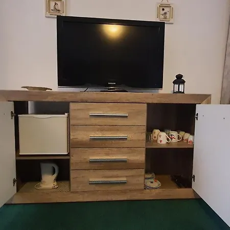 Hanni 3* Sellin (Rugen)